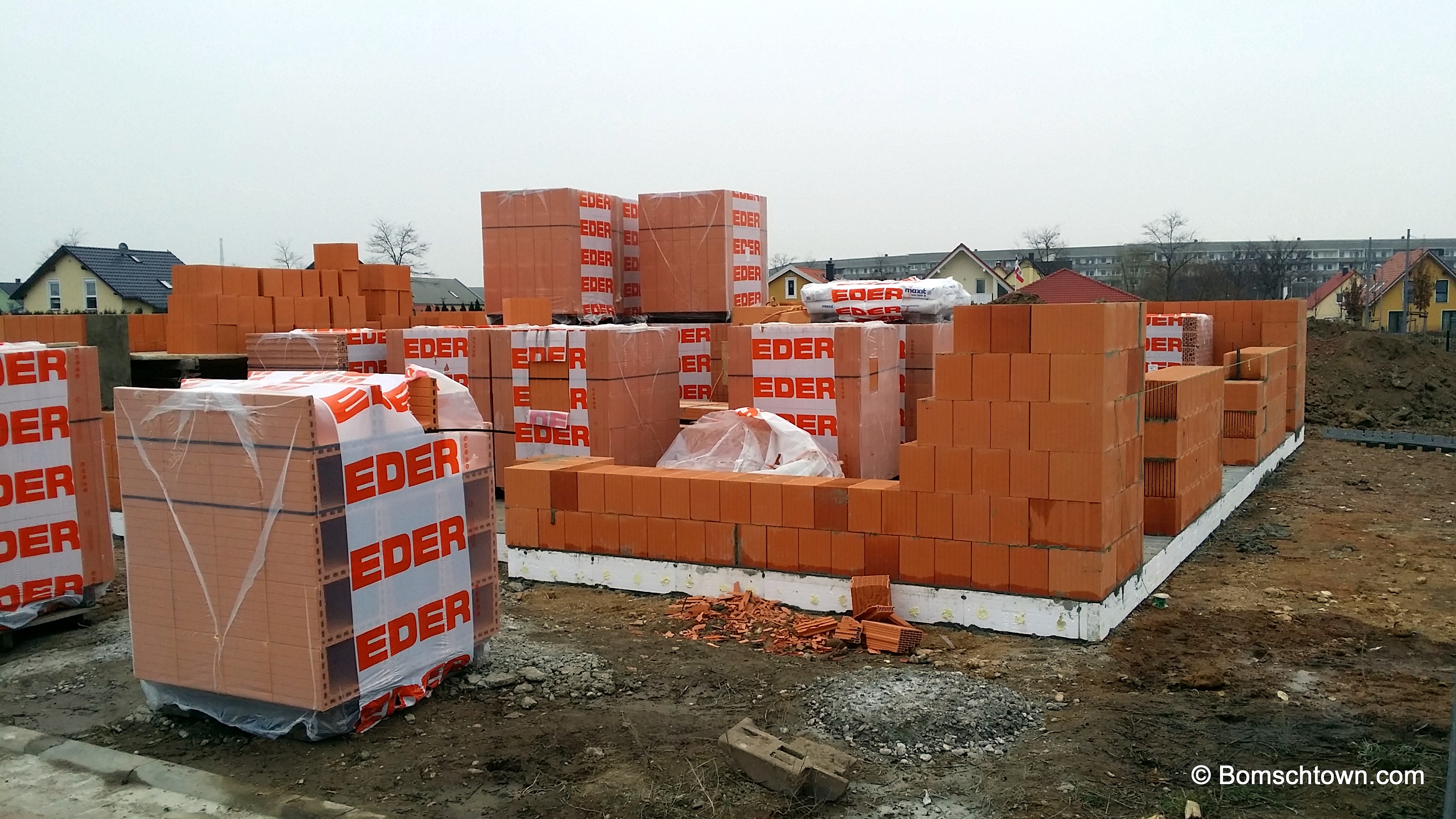 Rohbau Erdgeschoss Tag7 nach Start