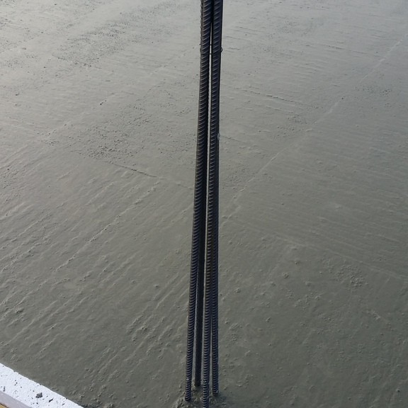 Fundament fertig gestellt › Hausbau in Bomschtown