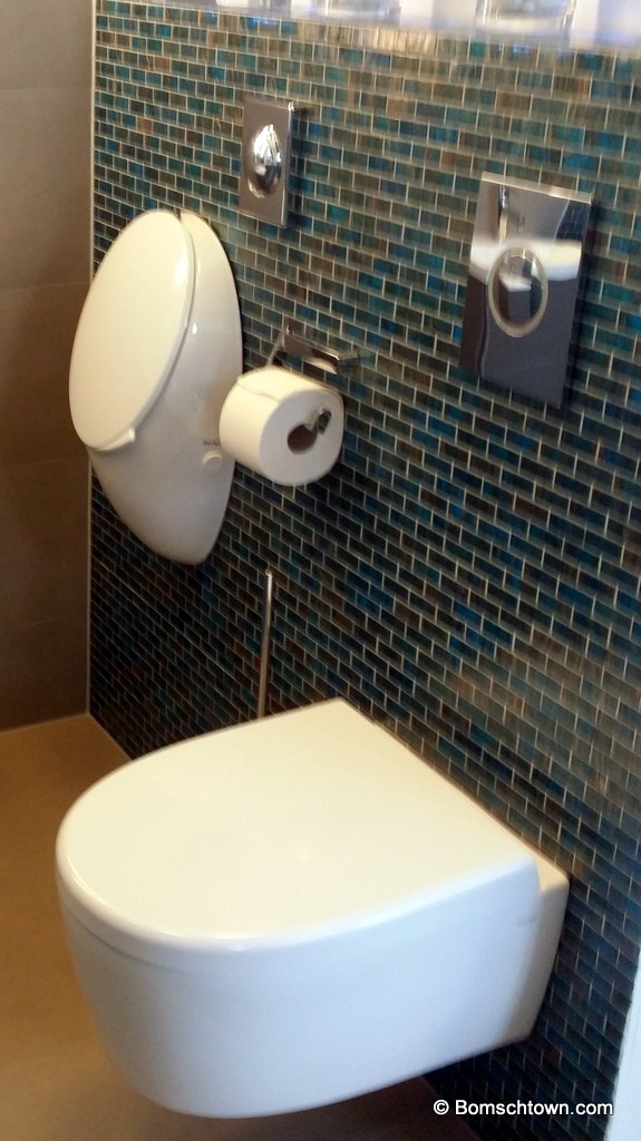 Bad Bemusterung | Update: Fragen › Hausbau in Bomschtown